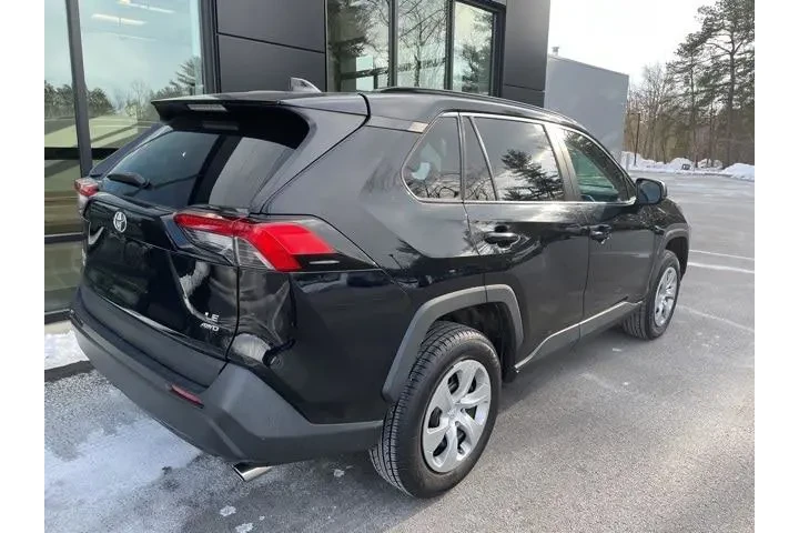$20300 : Toyota RAV4 2021 AWD LE 4dr image 6