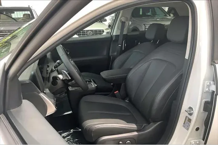 $34207 : Hyundai IONIQ 5 2026 SEL 4dr image 7