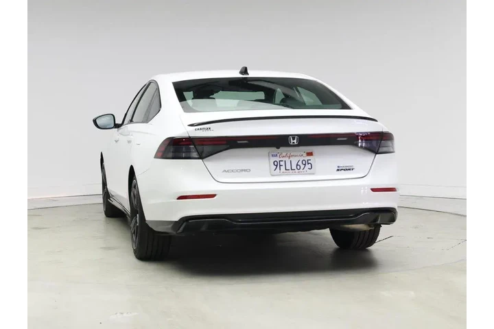 $31998 : Honda Accord Hybrid 2023 Spo image 6