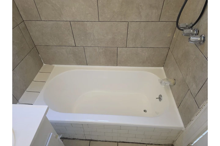 $1900 : Apartment/ Duplex for rent image 6