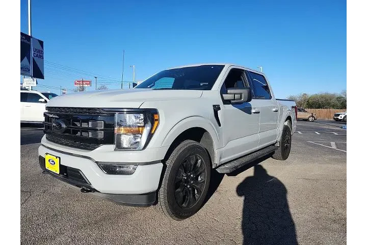 $39770 : Ford F-150 2023 4x4 Lariat 4 image 8