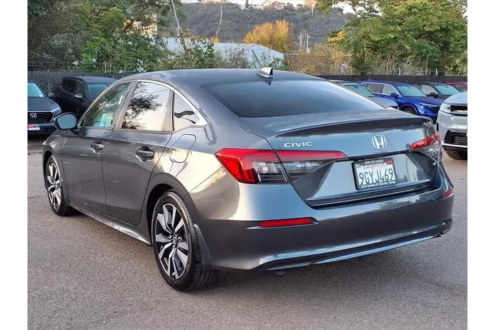 $22900 : Honda Civic 2023 EX 4dr Seda image 8