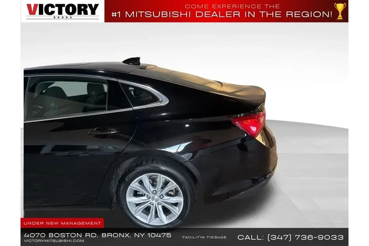 $13155 : Chevrolet Malibu 2023 LT 4dr image 9