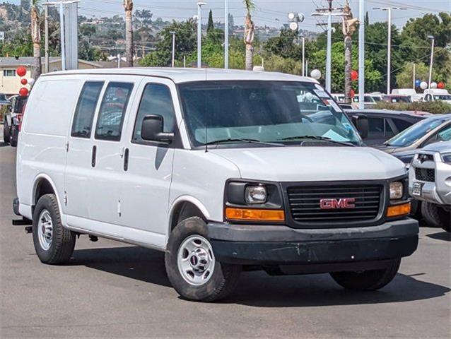 $19999 : 2015 GMC Savana Cargo Van image 2