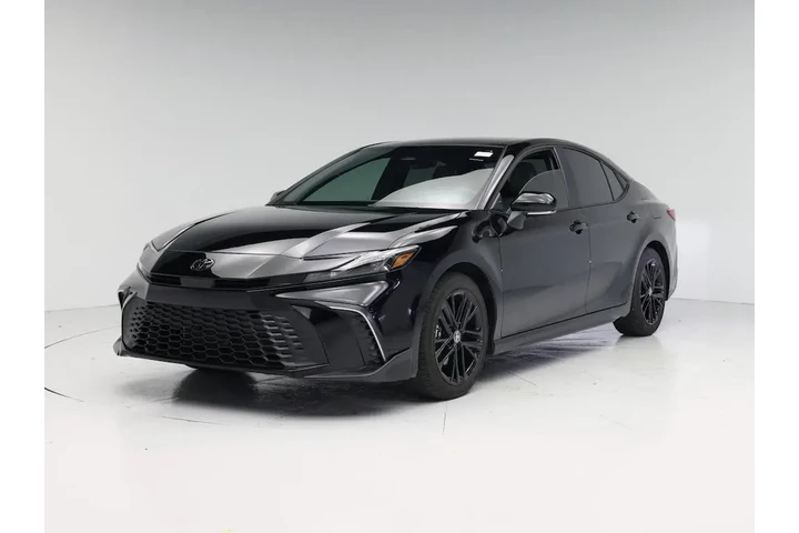 $33998 : Toyota Camry 2026 SE 4dr Sed image 4
