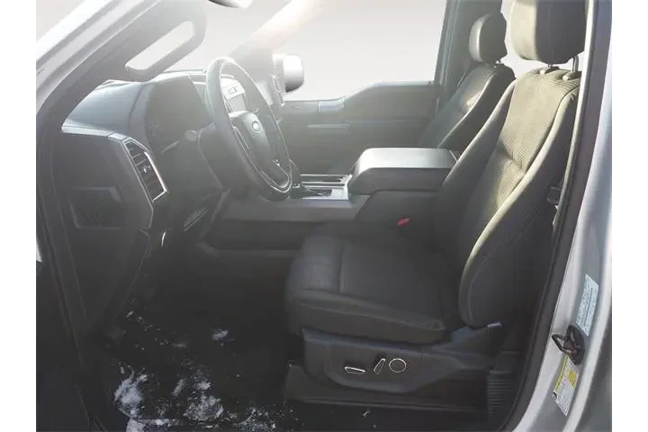 $14961 : Ford F-150 2015 4x2 XLT 4dr image 9