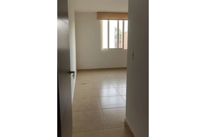 $3500000 : CASA  FRACC. PUERTA REAL image 6