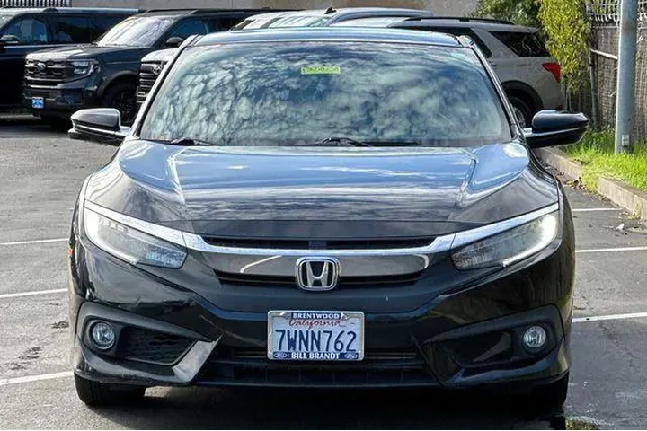 $18594 : Honda Civic 2017 Touring 2dr image 6