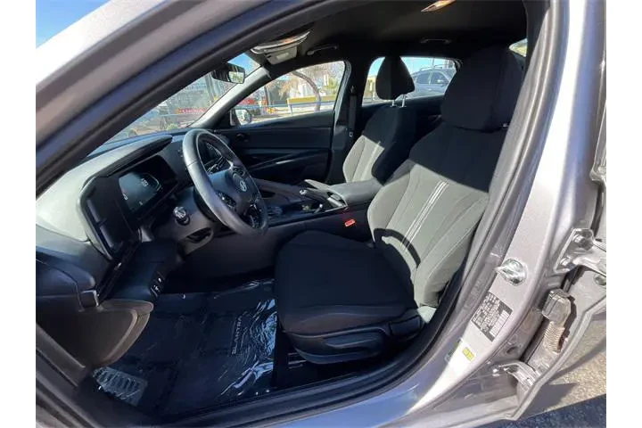 $24685 : Hyundai ELANTRA 2025 SEL Spo image 10