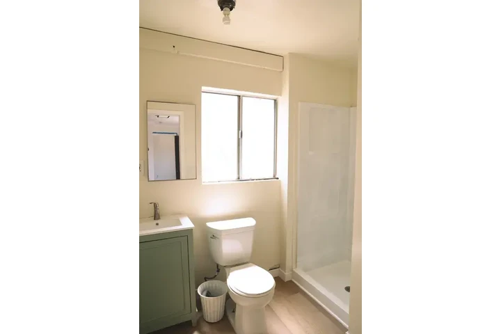 $1600 : East Los Angeles Renta🏡 image 5