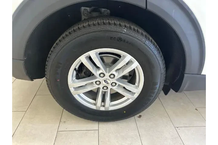 $24283 : Ford Explorer 2020 AWD XLT 4 image 8