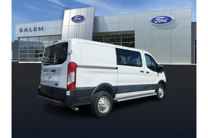 $37995 : Ford Transit 2023 AWD 250 3d image 3