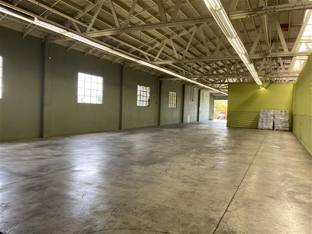 Chuy's Trucking And Warehouse image 4