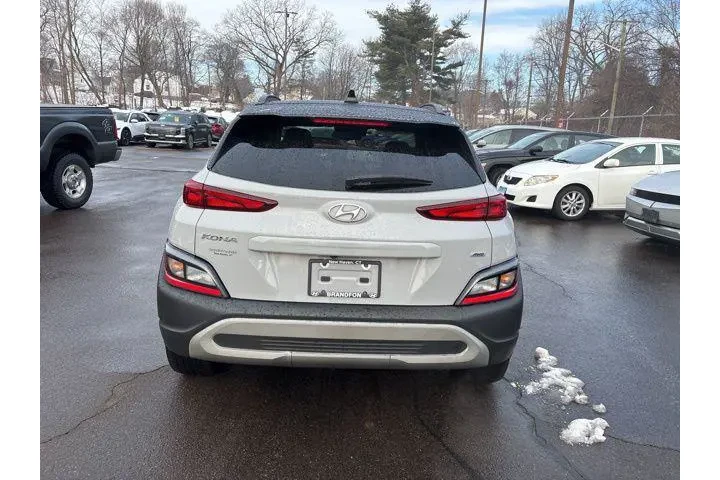 $19495 : Hyundai KONA 2023 AWD SEL 4d image 5