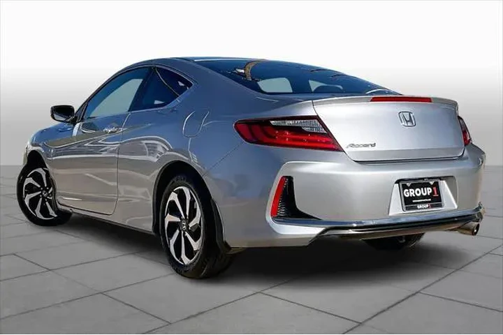 $13992 : Honda Accord 2017 LX-S 2dr C image 10