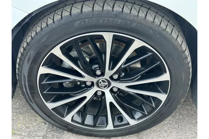 $17295 : Toyota Camry 2020 SE 4dr Sed image 4