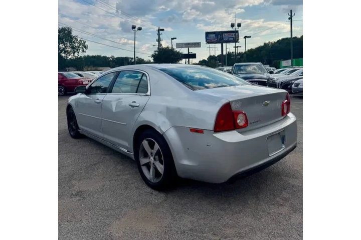 $2000 : 2011 Malibu LT image 6