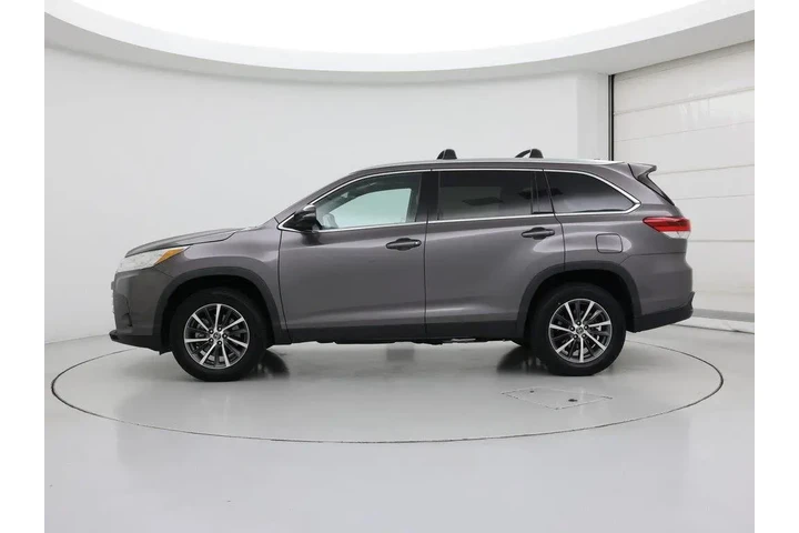 $28998 : Toyota Highlander 2019 XLE 4 image 3