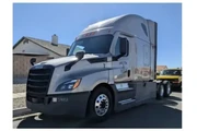 🚚2021 FREIGHTLINER en Riverside