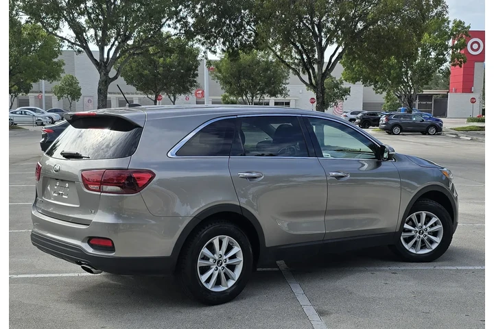 $11999 : KIA SORENTO image 6