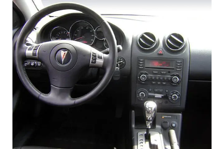 $3495 : Pontiac G6 2008 Base 4dr Sed image 4