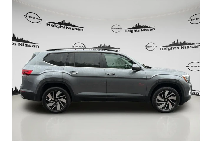 $32990 : Volkswagen Atlas 2025 AWD SE image 8