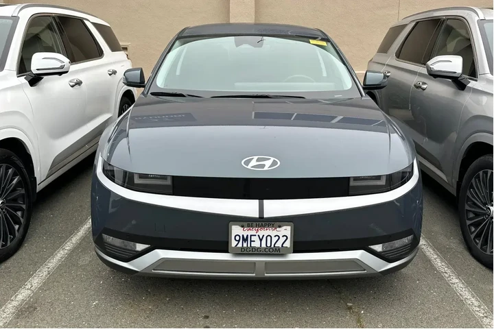 $26990 : Hyundai IONIQ 5 2024 SEL 4dr image 3