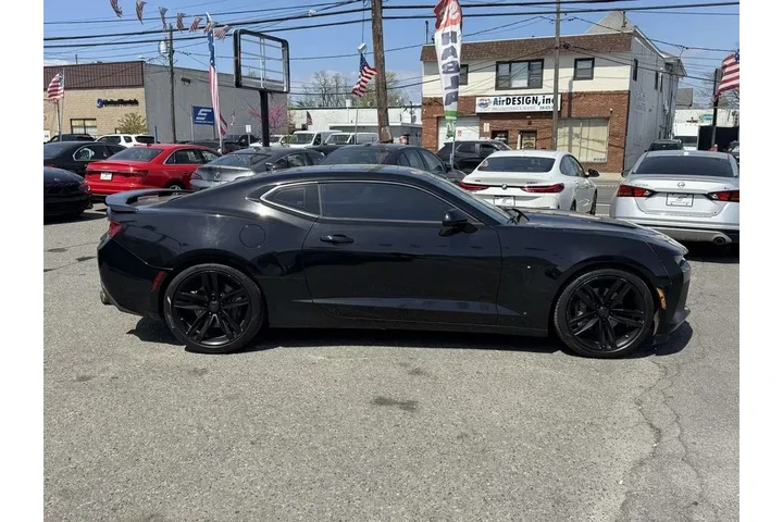 $32298 : Chevrolet Camaro 2018 SS 2dr image 9