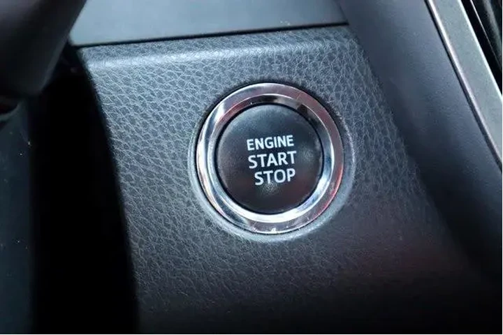 $22601 : Toyota Camry 2021 XSE 4dr Se image 7