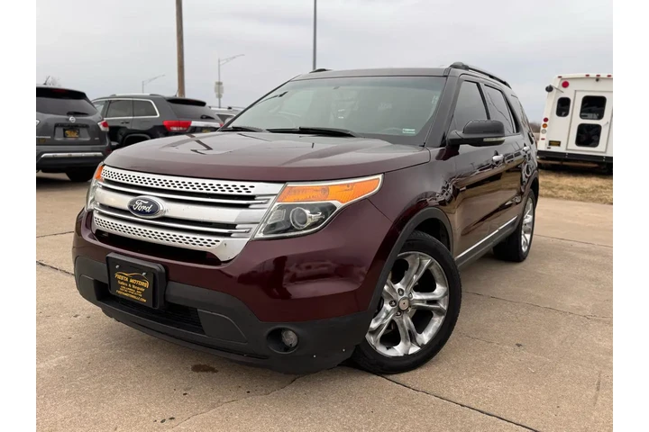 $7999 : 2011 Explorer XLT FWD image 2
