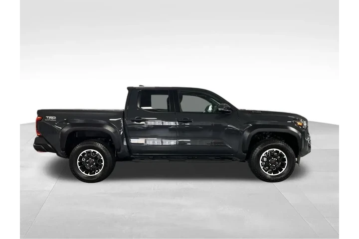 $51988 : Gold Certified2024 Tacoma Hyb image 6