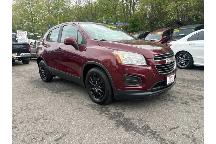 $8499 : 2016 Trax LS image 1