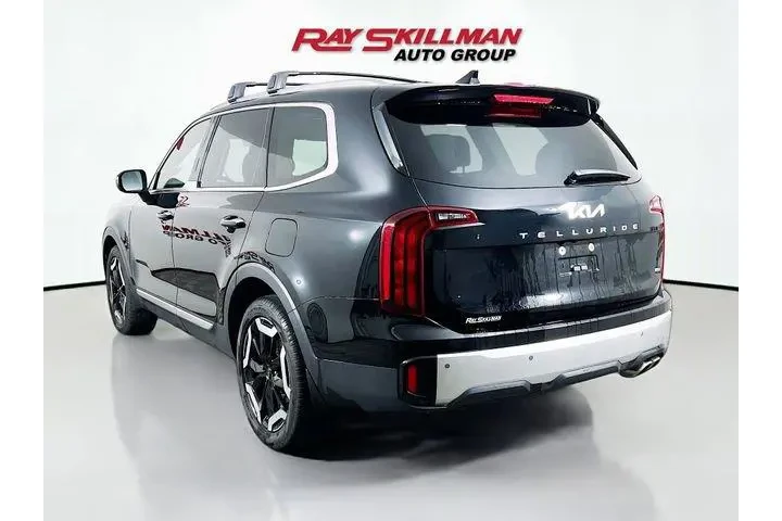 $34900 : Kia Telluride 2024 AWD S 4dr image 5