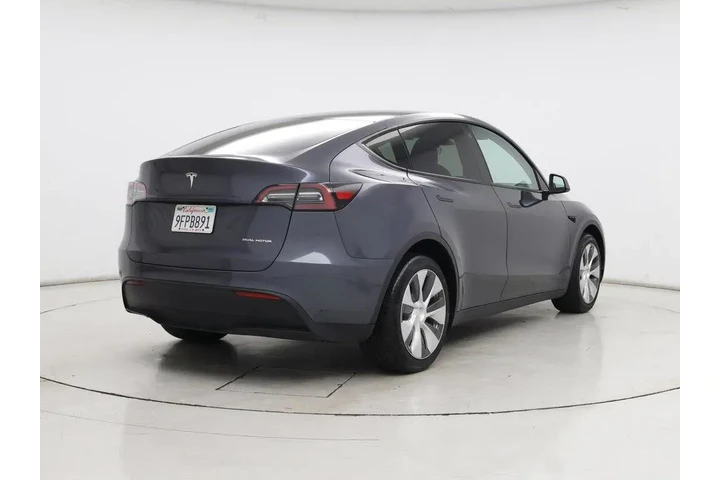 $37998 : Tesla Model Y 2023 AWD Long image 8
