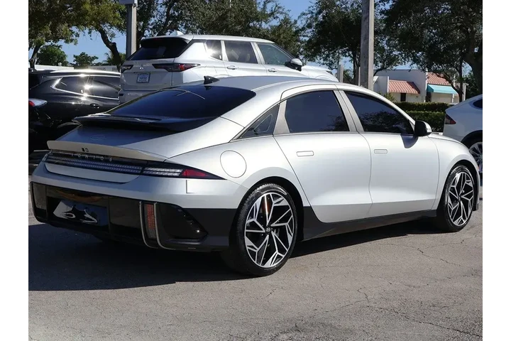 $22690 : Hyundai IONIQ 6 2024 SEL 4dr image 10