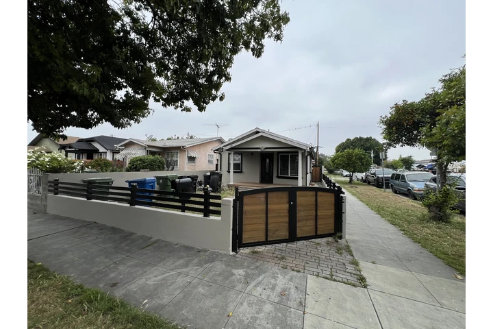 $875 : LOS ANGELES image 8
