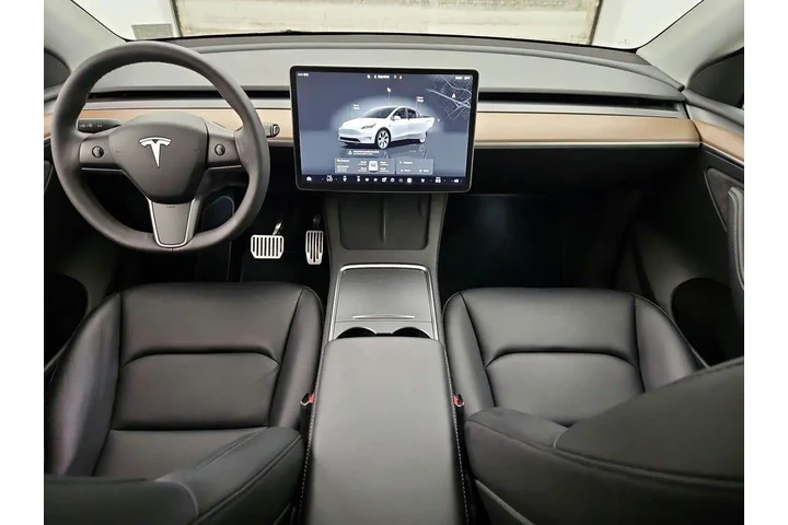 $34998 : Tesla Model Y 2023 AWD Long image 9