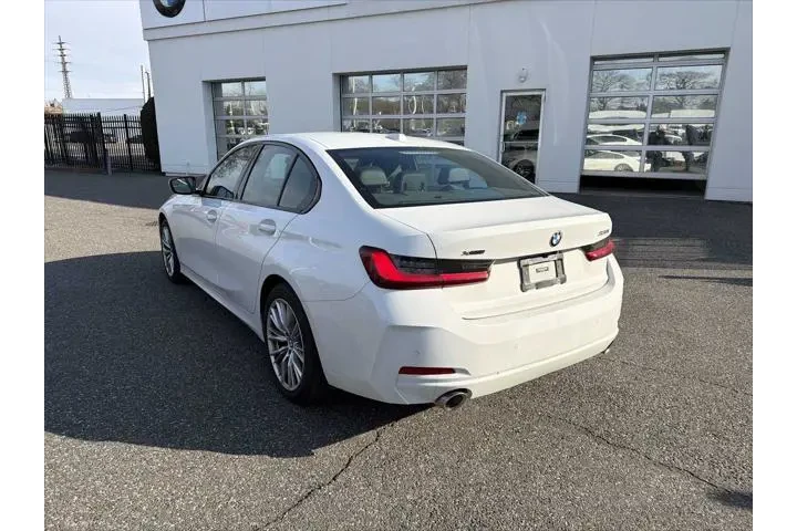 $34795 : BMW 3 Series 2023 AWD 330i x image 5