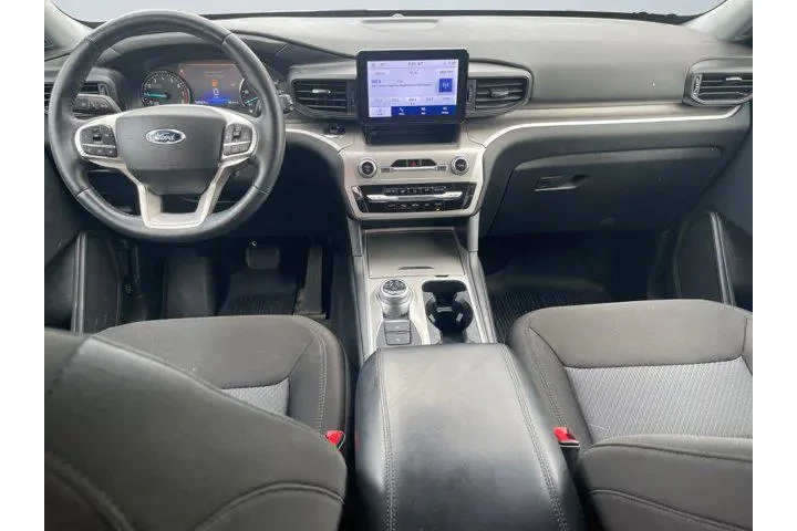 $29498 : Ford Explorer 2023 AWD XLT 4 image 10