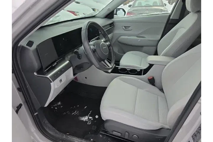 $23500 : Hyundai KONA 2024 AWD SEL 4d image 4