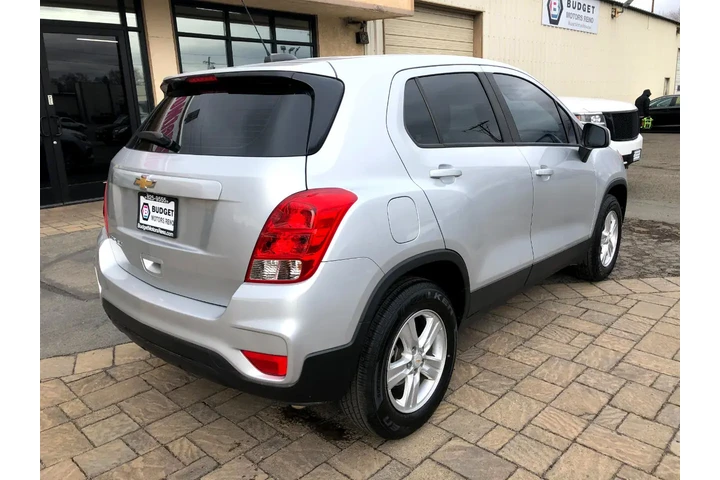 $9990 : 2018 Trax LS AWD image 2