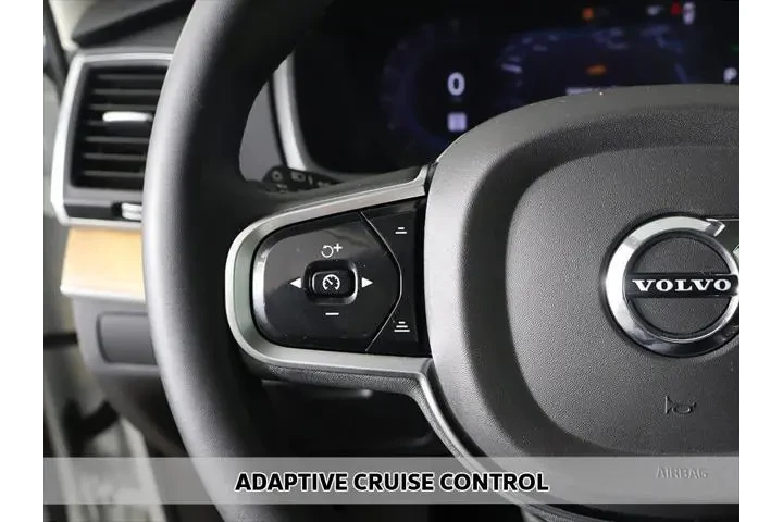 $39693 : Volvo XC90 Recharge 2024 eAW image 5