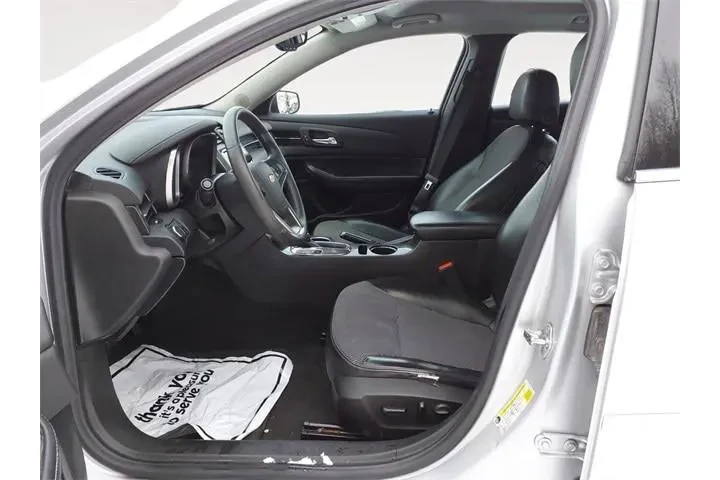 $10961 : Chevrolet Malibu 2015 LT 4dr image 9