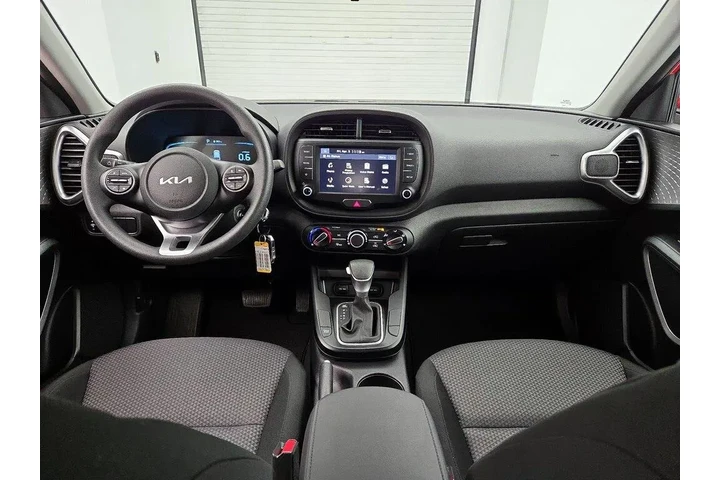 $19998 : Kia Soul 2025 LX 4dr Crossov image 9