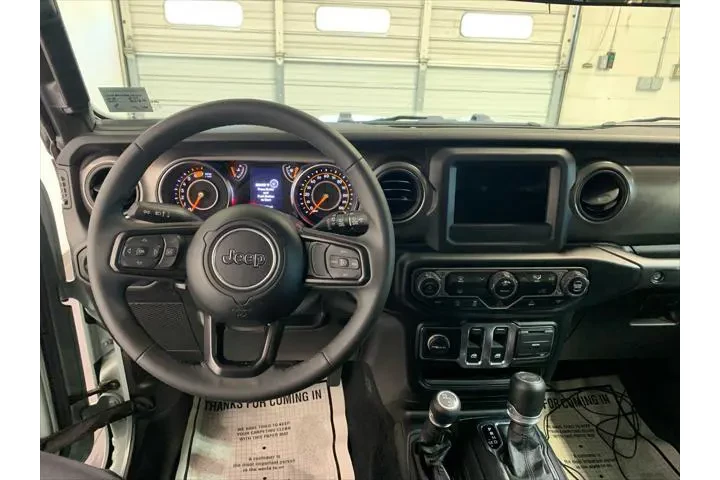 $30989 : Jeep Wrangler 2023 4x4 Sport image 4