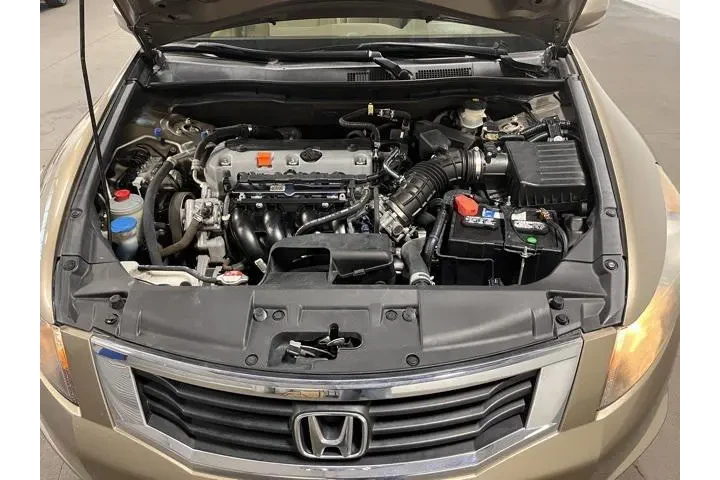 $9952 : Honda Accord 2010 LX-P 4dr S image 9