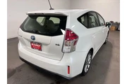 $15954 : Toyota Prius v 2015 thumbnail