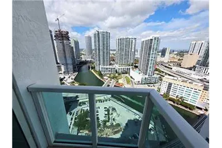 $5200 : Rental property with 2 bedro image 2