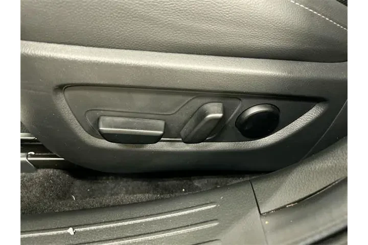 $31681 : Mazda CX-50 2025 AWD 2.5 S P image 10