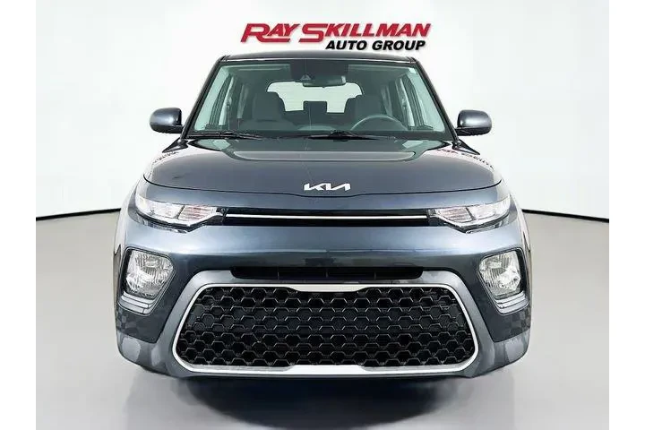 $17975 : Kia Soul 2022 LX 4dr Crossov image 2